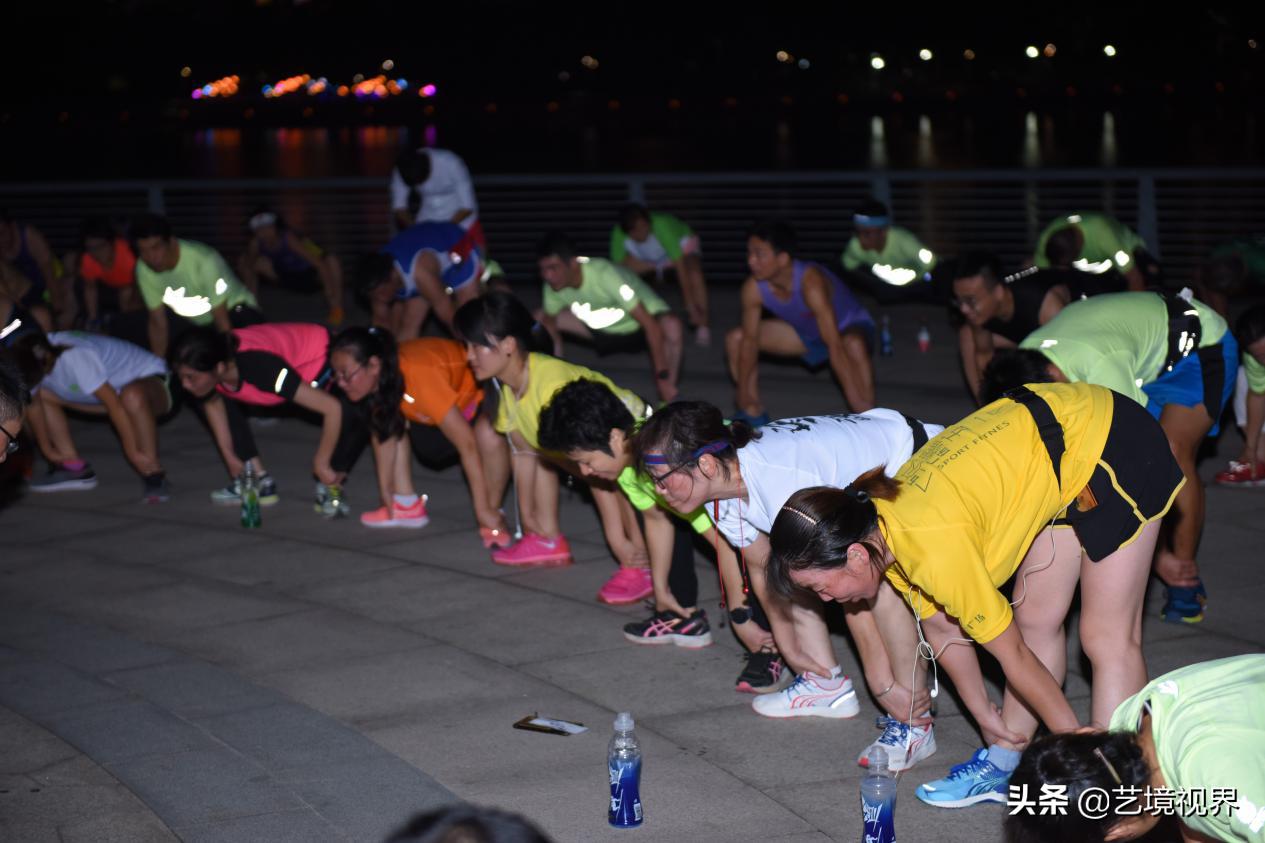 首期浙马训练营携手甬马，穿越历史，夜跑三江口