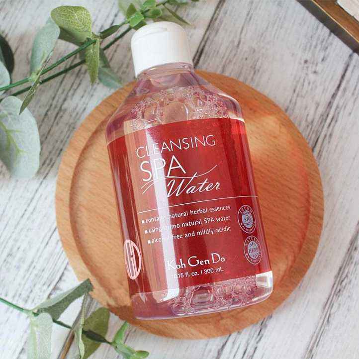 干皮有闭口痘痘适合什么护肤品,护肤从自己做起