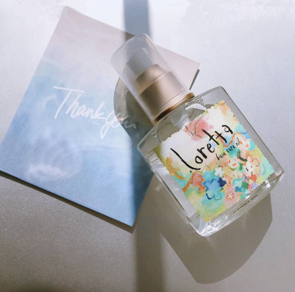 女士头发又细又黄油腻,又黄又软的头发