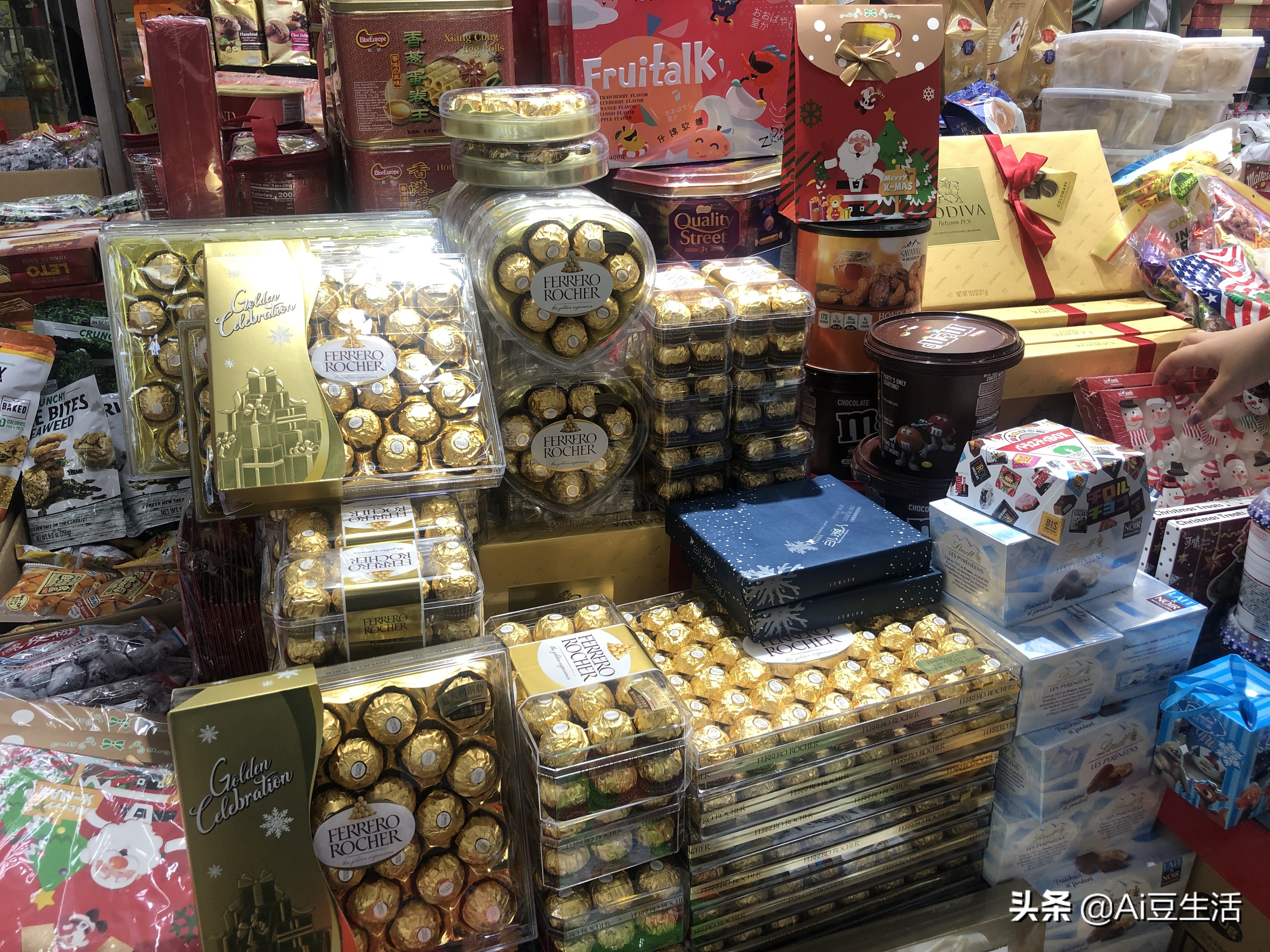 「玩亿次」线下零食版拼夕夕，竟然就藏在深圳华强北