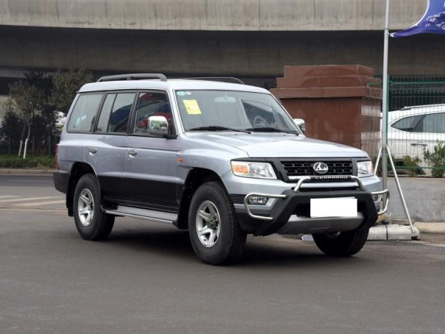 猎豹q62014款2.4l手动四驱版7座,猎豹q62015款2.4手动两驱普通版多钱