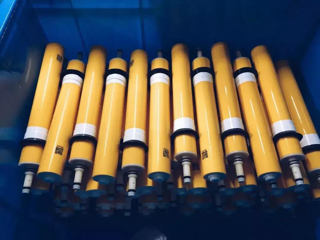 常春藤名校海归与工人同吃同住，只为打通制造业信息孤岛