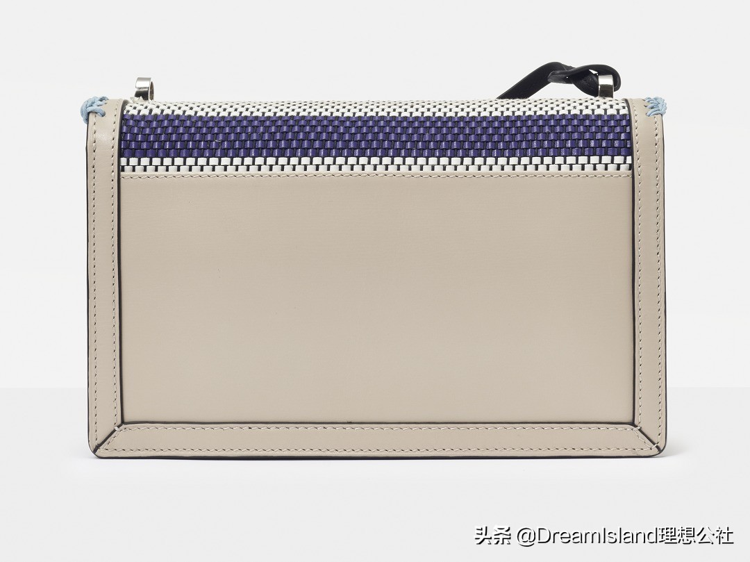 loewe半月形手袋手提包,loewe走秀款包包