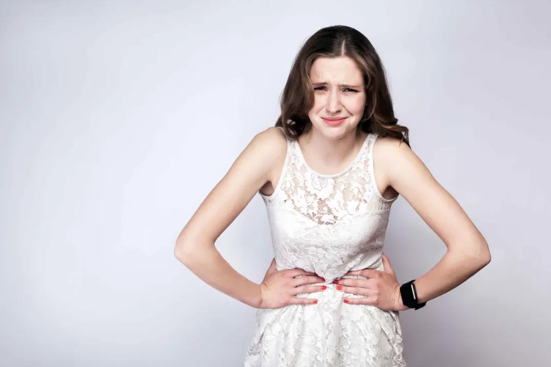 服中药期间月经颜色褐色,服中药时身体反应