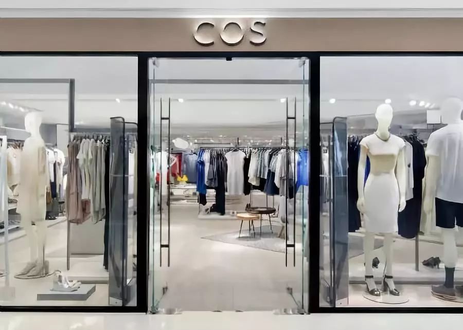 便宜又好看的cos服装 (cos试衣间春夏穿搭)