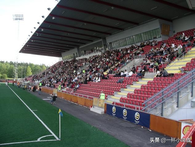 欧洲联赛小型球场有哪些,欧洲五大联赛顶级球场