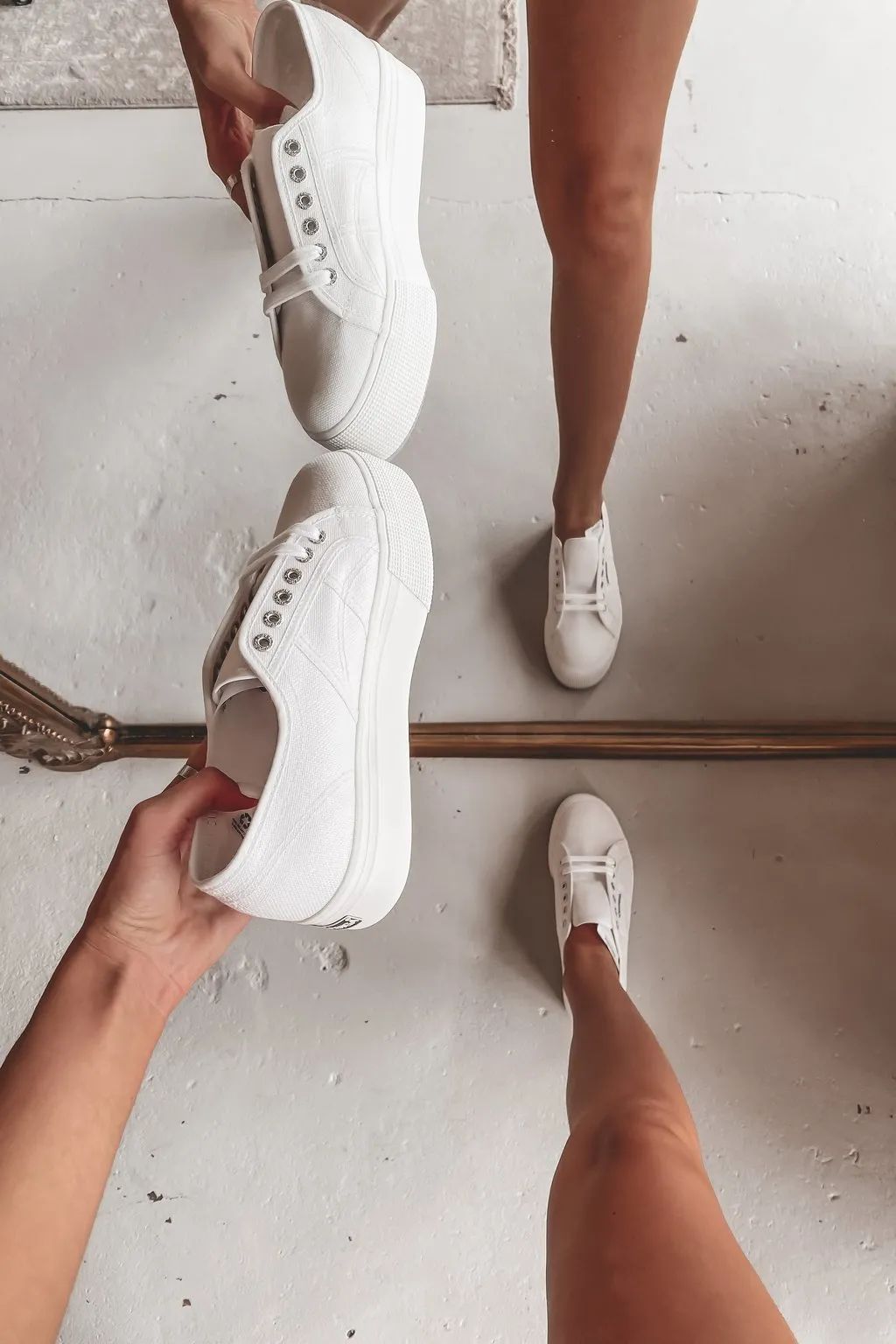 又好看又百搭的小白鞋,那些超好看的又百搭的小白鞋