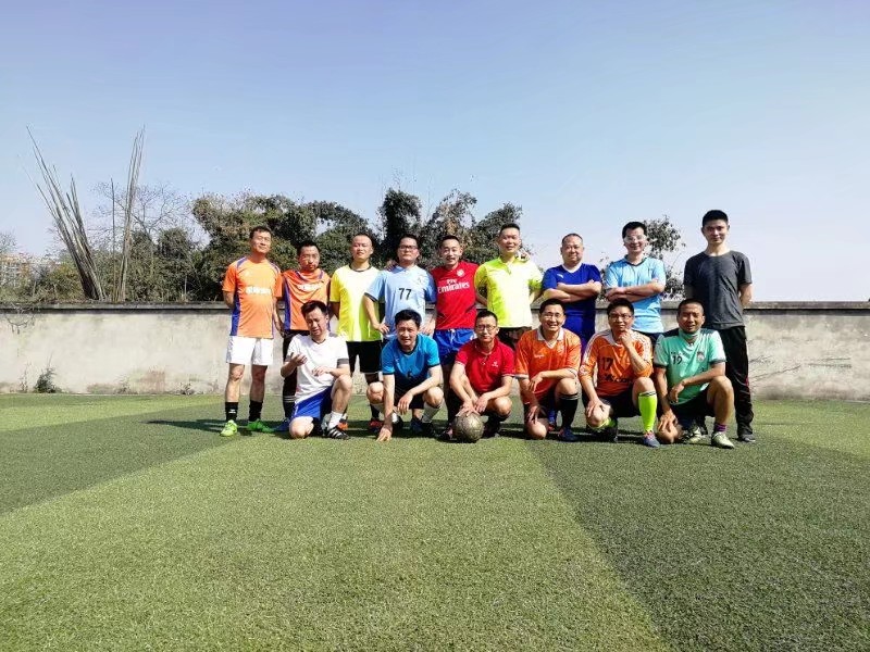 漫漫踢球路：疫情后的草根足球艰难前行，行进了派出所！