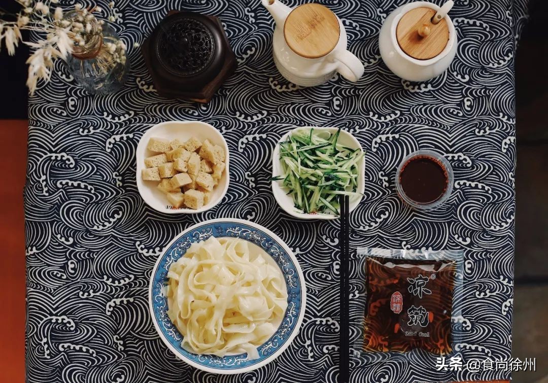 徐州凉皮开到悉尼！健身私教亲手烹制！美味到极致，还有变态辣…