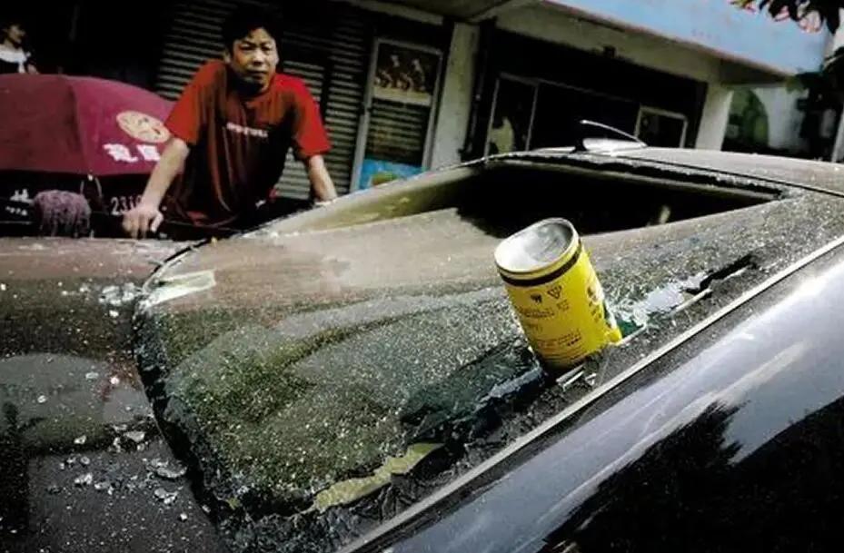 被高空抛物砸伤如何维护合法权利,被高空抛物砸中属于什么侵权