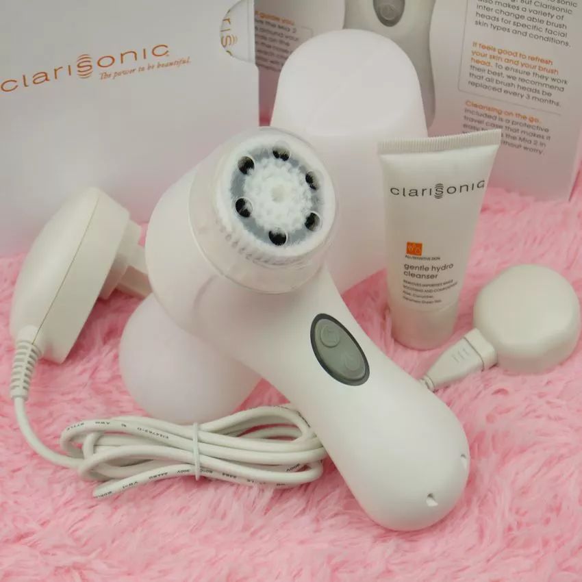 硅胶洁面仪的正确使用方法,硅胶洁面仪和手动洁面仪