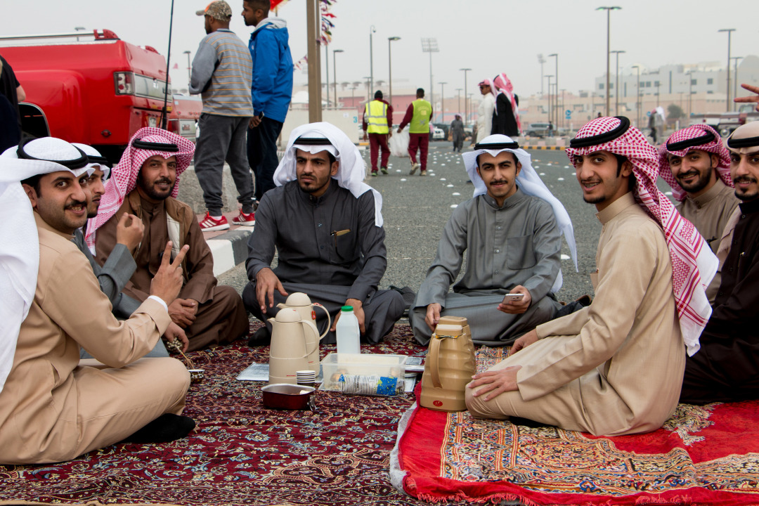 阿拉伯人最怕什么,阿拉伯人抽烟是什么样