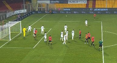 躲不掉!尤文图斯遭遇压哨绝平,门神30秒前刚做出世界级扑救