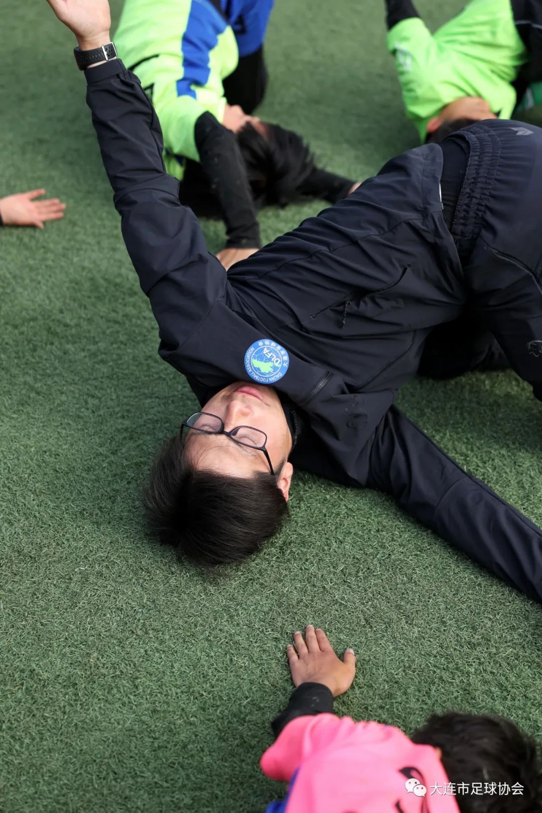 亚足联-中国足协“梦想中国”走进大连市八一希望小学