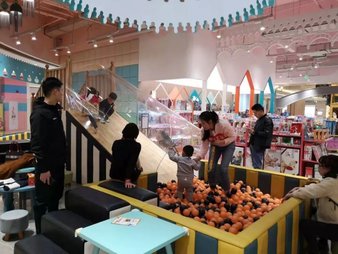 重庆主城遛娃商场,成都城南遛娃免费