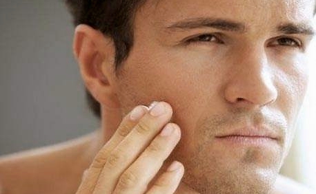 男生毛孔粗大怎么解决用什么面膜,男生脸上皮肤粗糙毛孔粗大怎么办