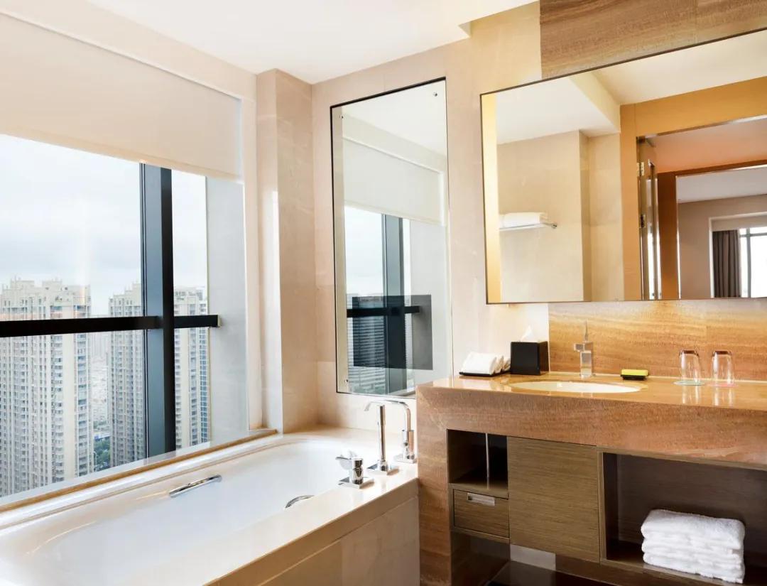 海滨老城泡桐花 (海滨老城紫色泡桐花)