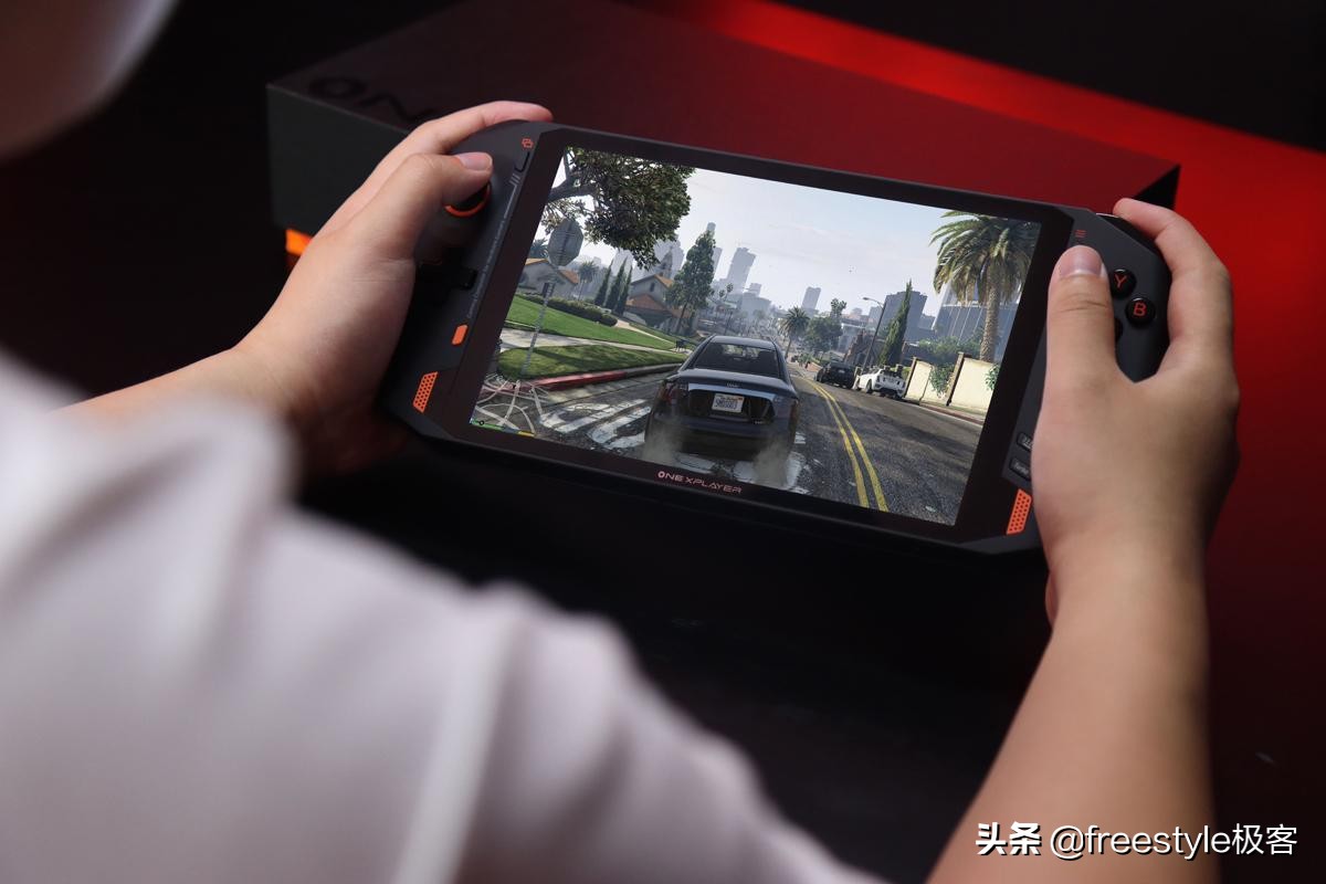 onexplayer游戏掌机有几个版本,steam掌机需要再买游戏吗