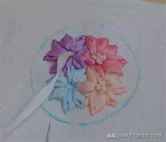 丝带手工发夹制作教程,丝带发夹手工制作蝴蝶结