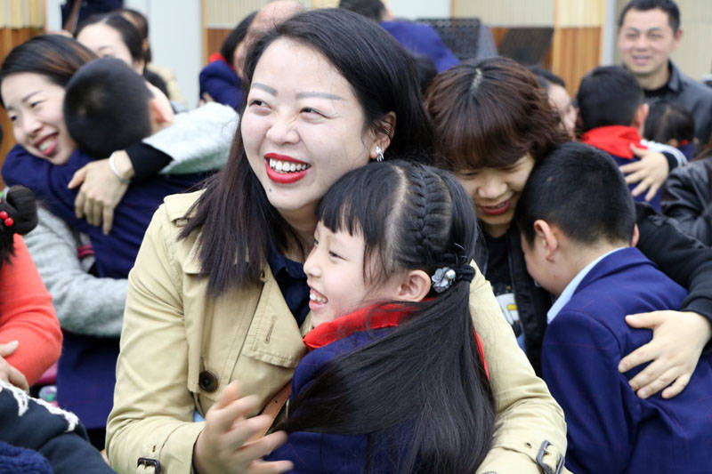 重庆小学家长开放日,家长体验特色课程