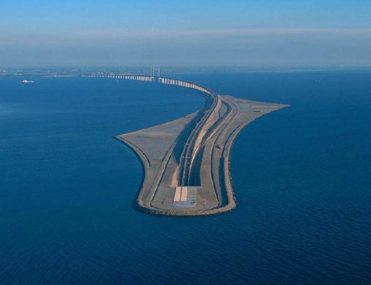 港珠澳大桥为何选择海底隧道,港珠澳大桥海底隧道如何连接