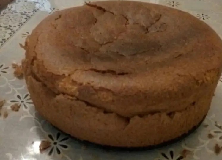 蛋糕胚烤好以后会回缩的原因,怎样防止烤好的蛋糕塌陷