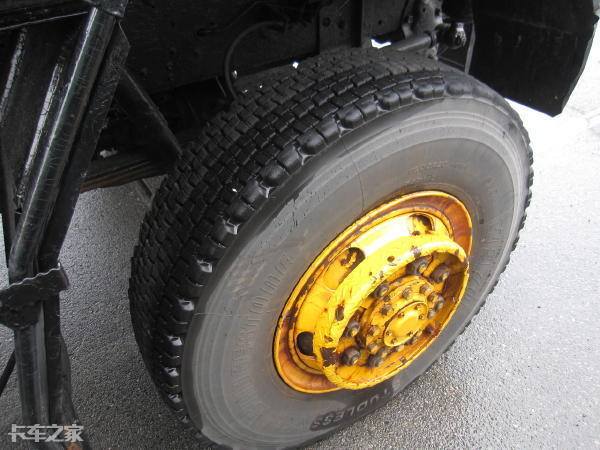 五十铃630轻型卡车,日本五十铃全驱6x6