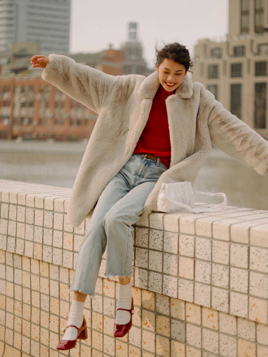 羽绒服加绒裤有哪些穿搭要点,冬季毛呢裤怎么搭配羽绒服