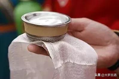 古老的祭祀与迎客的“下马酒”