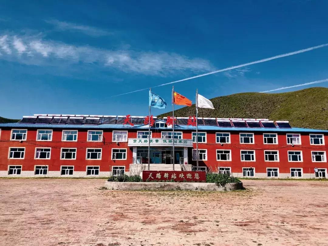 千松坝国家森林公园看云海,在万米的高空看云海