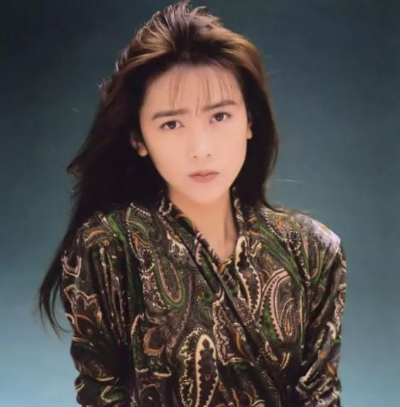 这个征服两位亚洲天王的一代歌姬，到底有什么魅力？