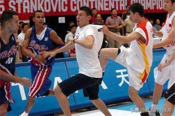 中国男篮史上最强的打架,中国男篮打架有多劲爆