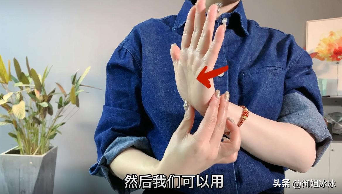 助你延年益寿的6个动作,一个简单的动作帮你强身又健脑