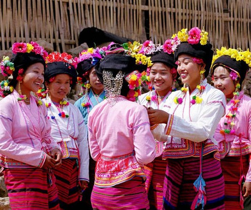 云南少数民族传统文化保护,四川和云南哪个少数民族多