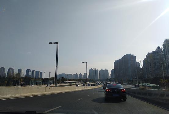 河南交通违章第一次免罚怎么处理,被交警误扣分可以申诉吗