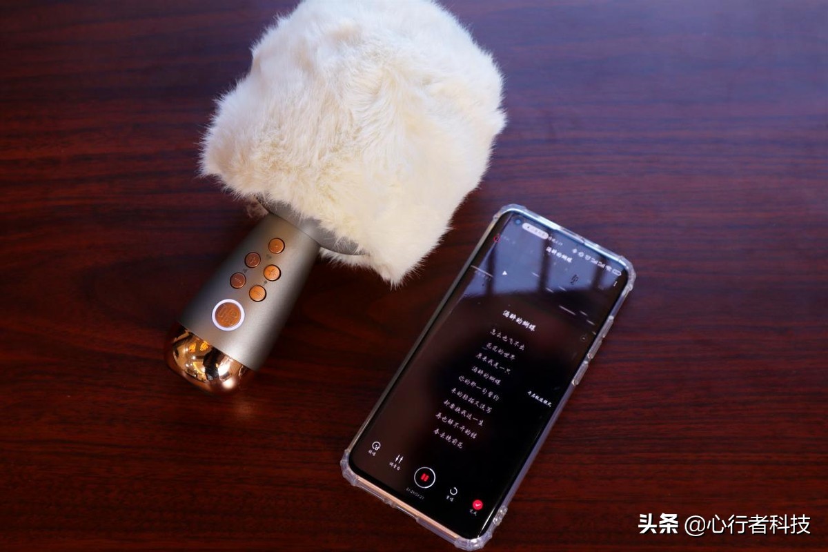 唱吧k歌宝q5小巨蛋g2有啥区别,唱吧小巨蛋g2跟全民k歌哪个好用