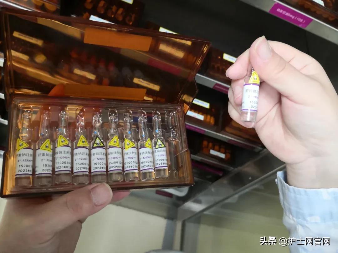 在icu工作的护士,在icu护士的常规操作