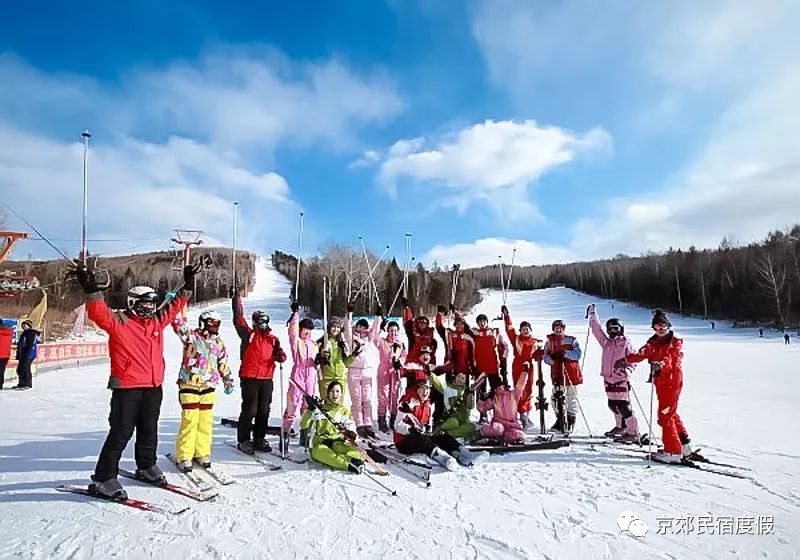 丝绸之路滑雪场民宿推荐,滑雪温泉民宿推荐