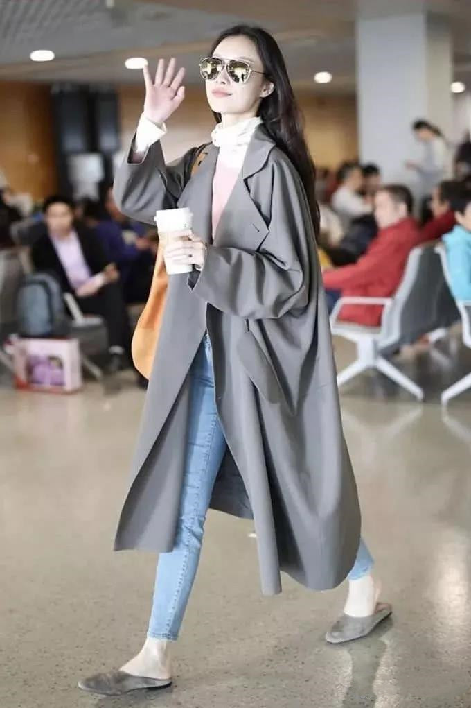 中长款小香风羊绒大衣配什么鞋,配大衣的有高级感的鞋