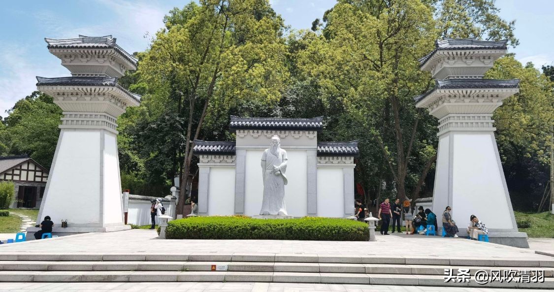 四川旅游第一山,四川三个半小时车程的旅游景区