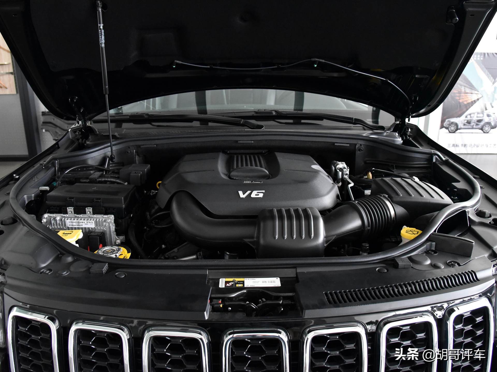 老款吉普jeep大切诺基,60-70万的吉普