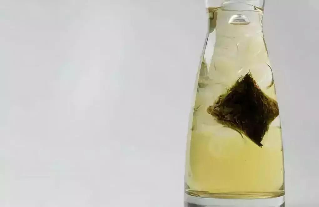 茶里冷泡茶怎么泡好喝,一杯冷泡茶清凉一整夏