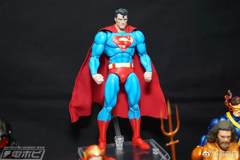 mafex钢铁蜘蛛侠手办测评,mafex蜘蛛侠黑红国产