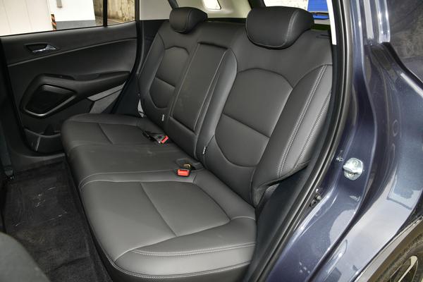 ix35现代2018款2.0自动挡落地价,现代ix352.0自吸顶配价格