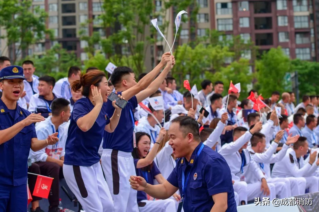 足够精彩节目,足够精彩只因热爱