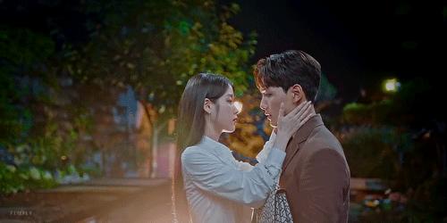 德鲁纳酒店金秀贤iu,德鲁纳酒店第二季金秀贤社长