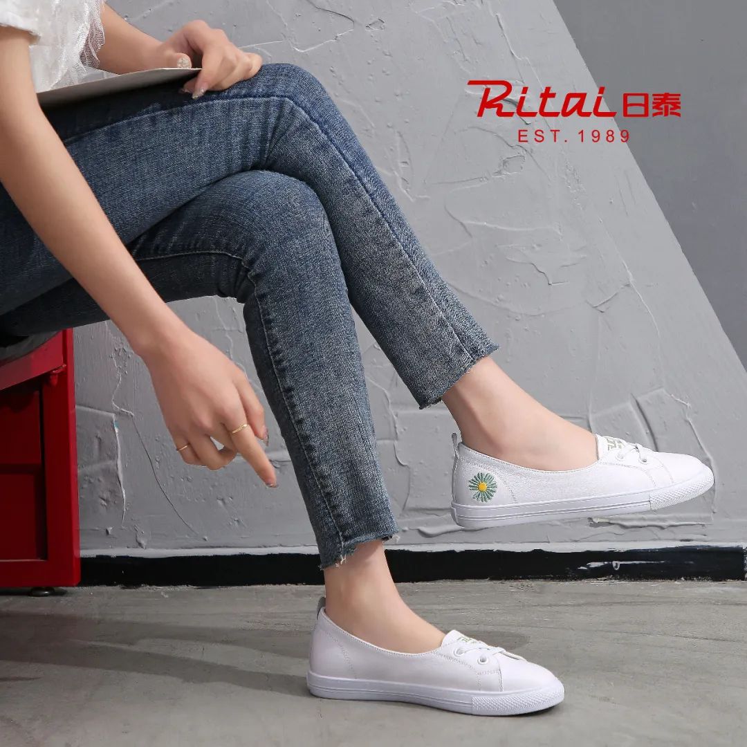 秋季用4双鞋提升时髦感,今夏必穿的三双鞋