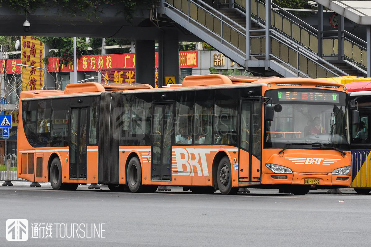 广州市快速公交车视频,广州快速公交b1没有快线了吗