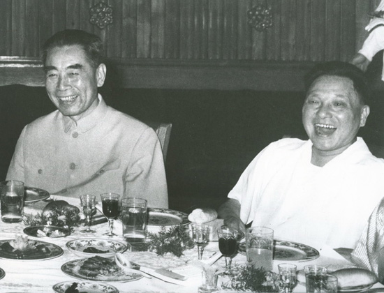 伟人足球情结:毛*东泽**踢门将,陈毅踢中锋,贺龙打造亚洲足球劲旅