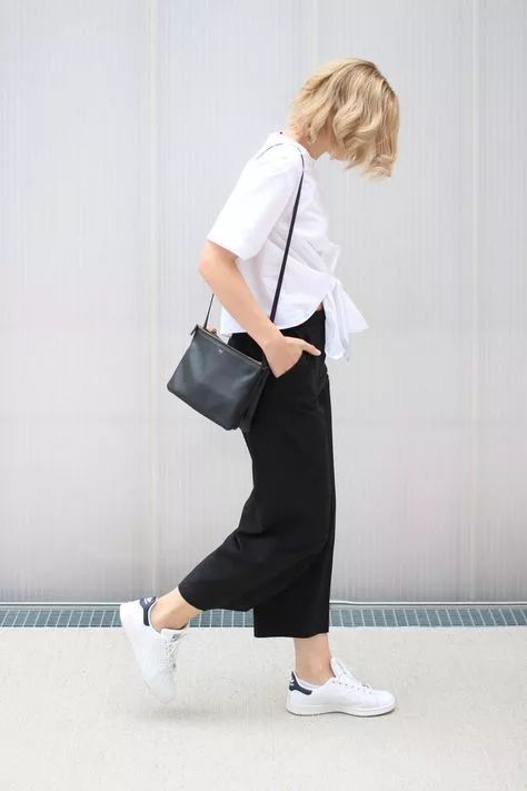 人生处处是陷阱万分小心,人生处处有坑我们要擦亮双眼